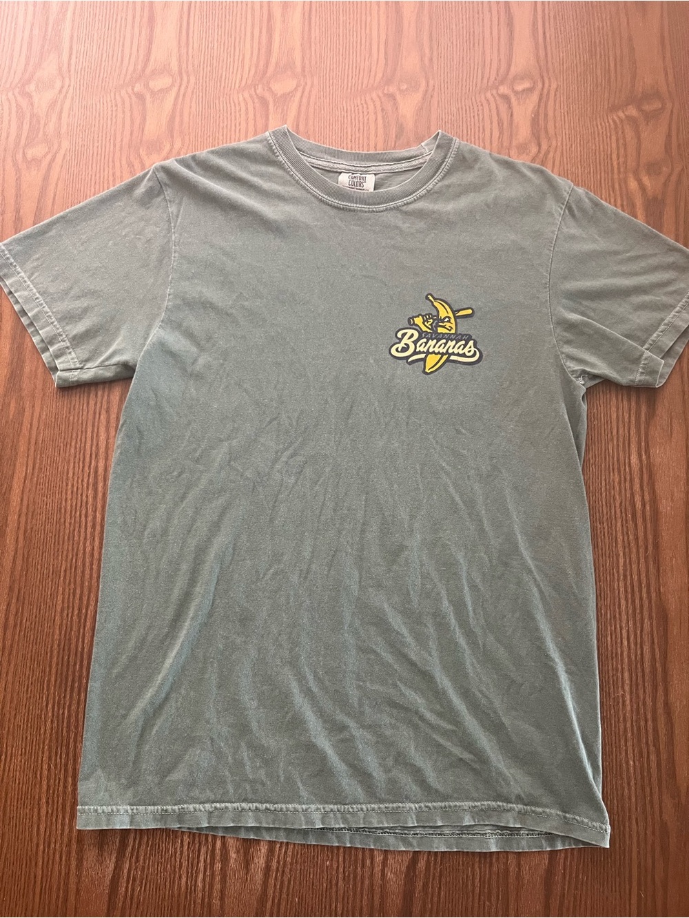 Savannah Bananas Men’s tee size medium